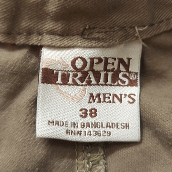 Mens Khaki Cargo Shorts - Picture 4 of 5